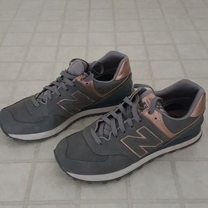 New Balance Sneaker SZ 7.5